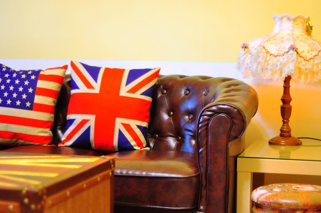 Happy Orange Homestay Yilan Ngoại thất bức ảnh