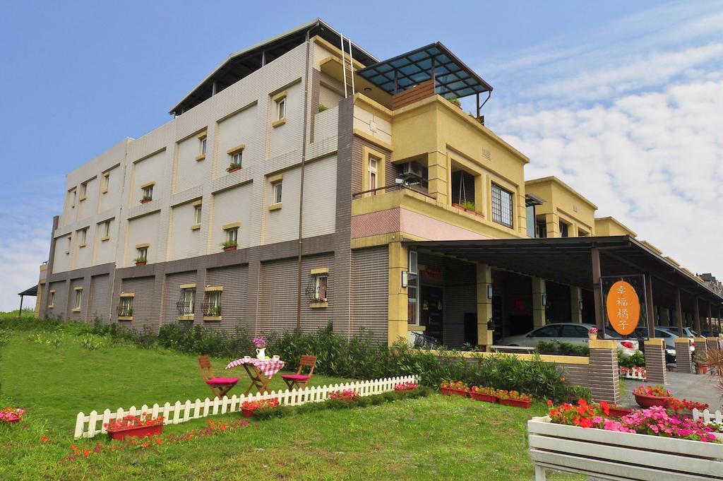 Happy Orange Homestay Yilan Ngoại thất bức ảnh